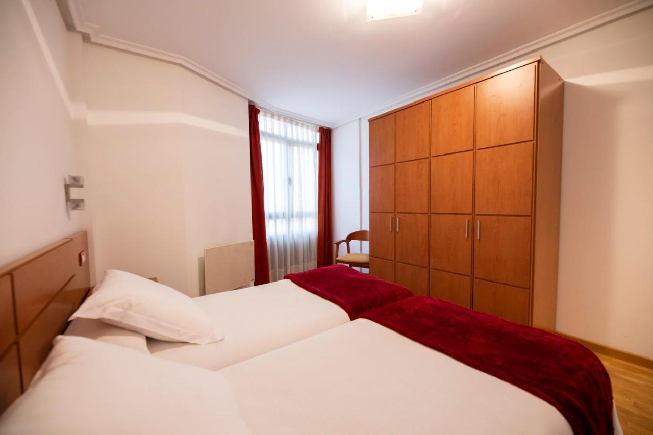 Apartamentos Cean Bermudez Хихон Экстерьер фото