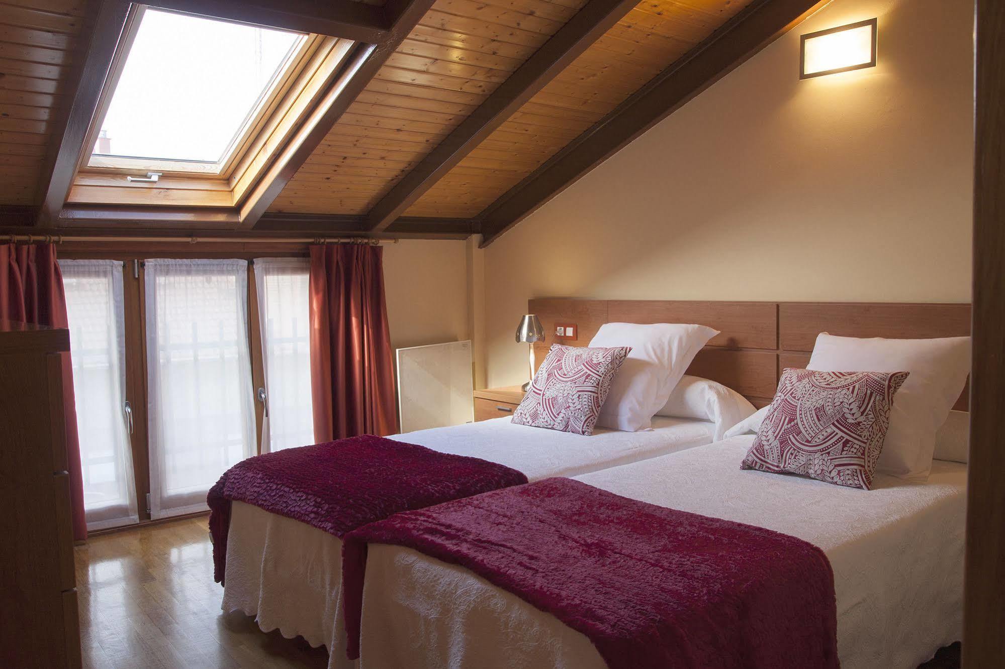 Apartamentos Cean Bermudez Хихон Экстерьер фото