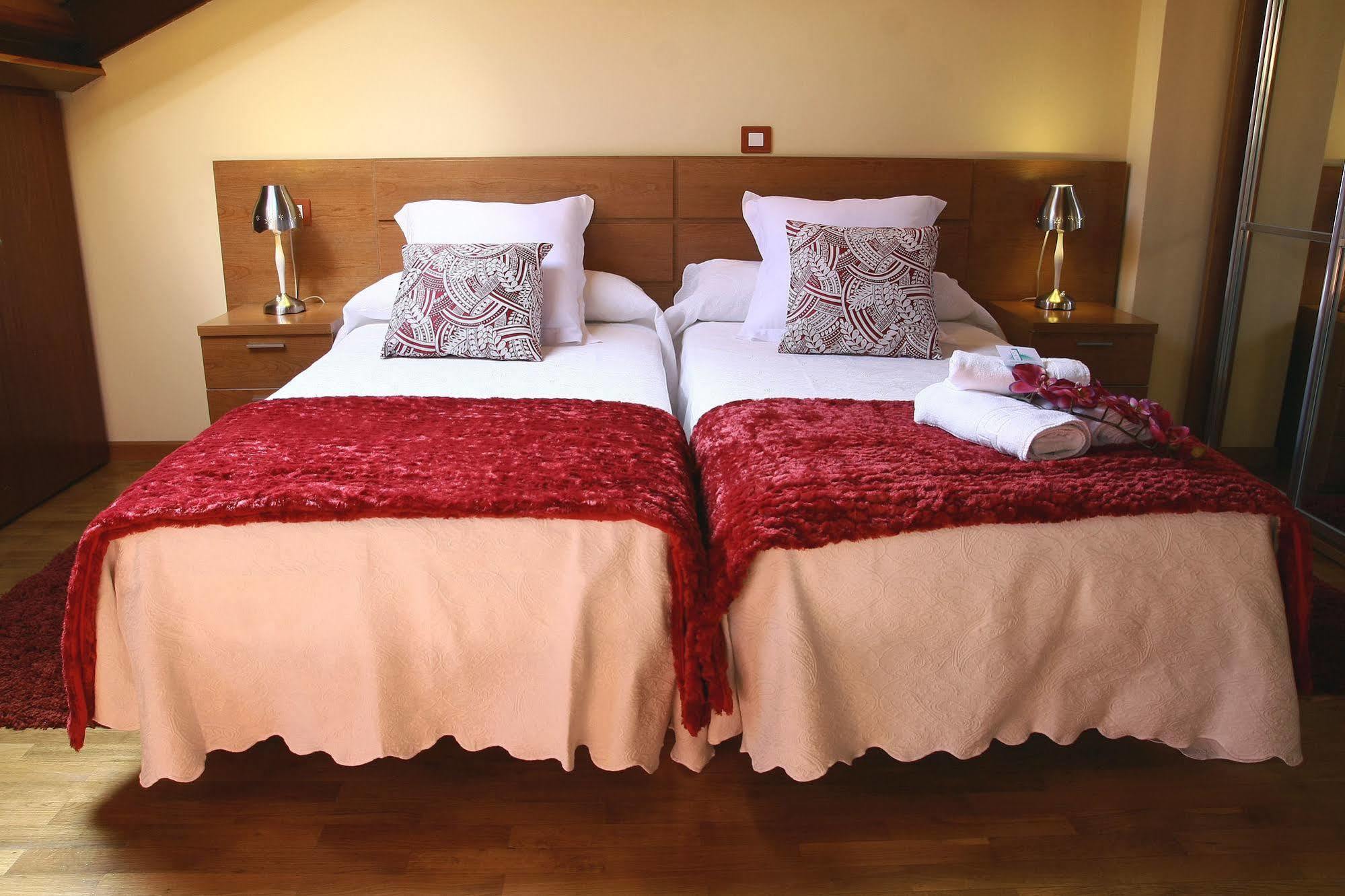 Apartamentos Cean Bermudez Хихон Экстерьер фото